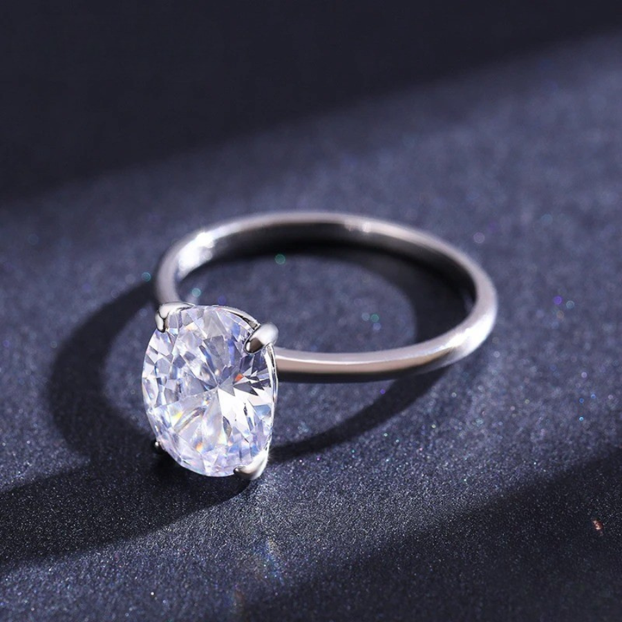 Luxury Oval Cut CZ Ring – 925 Sterling Silver