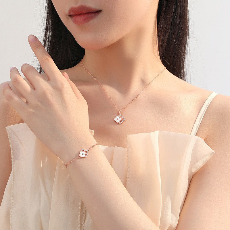 18K Rose Gold Plated Clover Necklace – 925 Sterling Silver