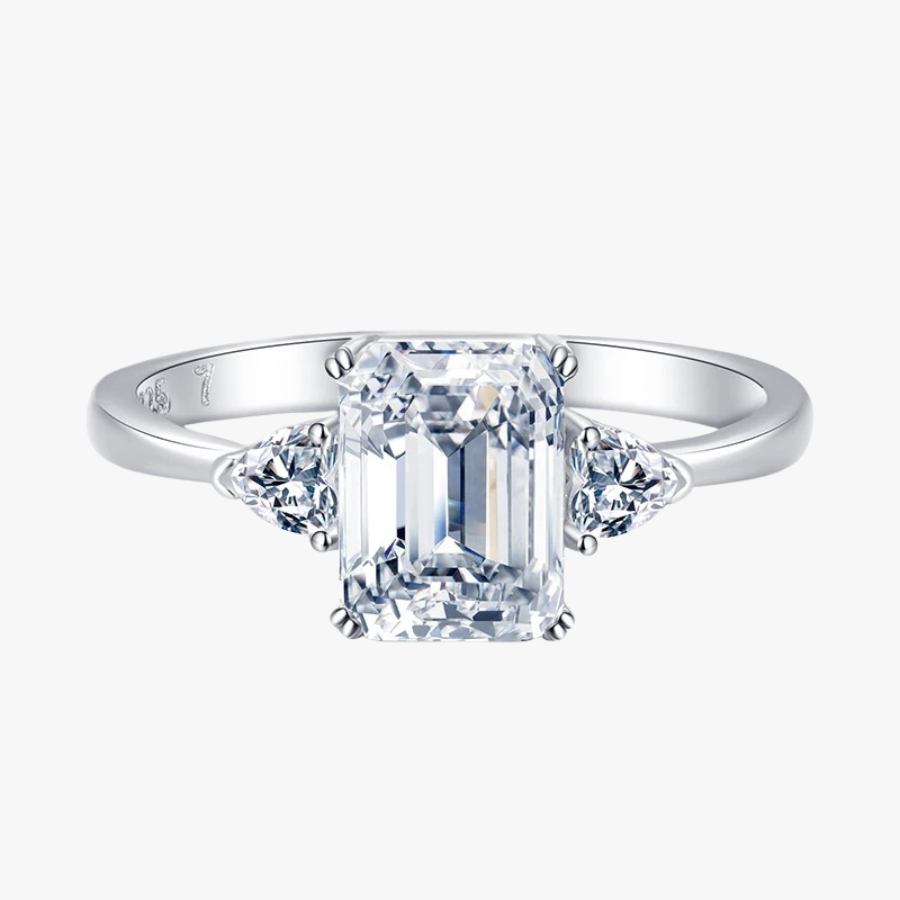 Elegant Emerald Cut CZ Ring – 925 Sterling Silver
