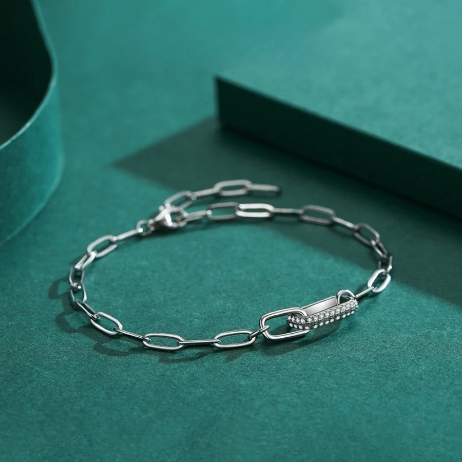 18K Elegant Geometric Lock Bracelet – 925 Sterling Silver