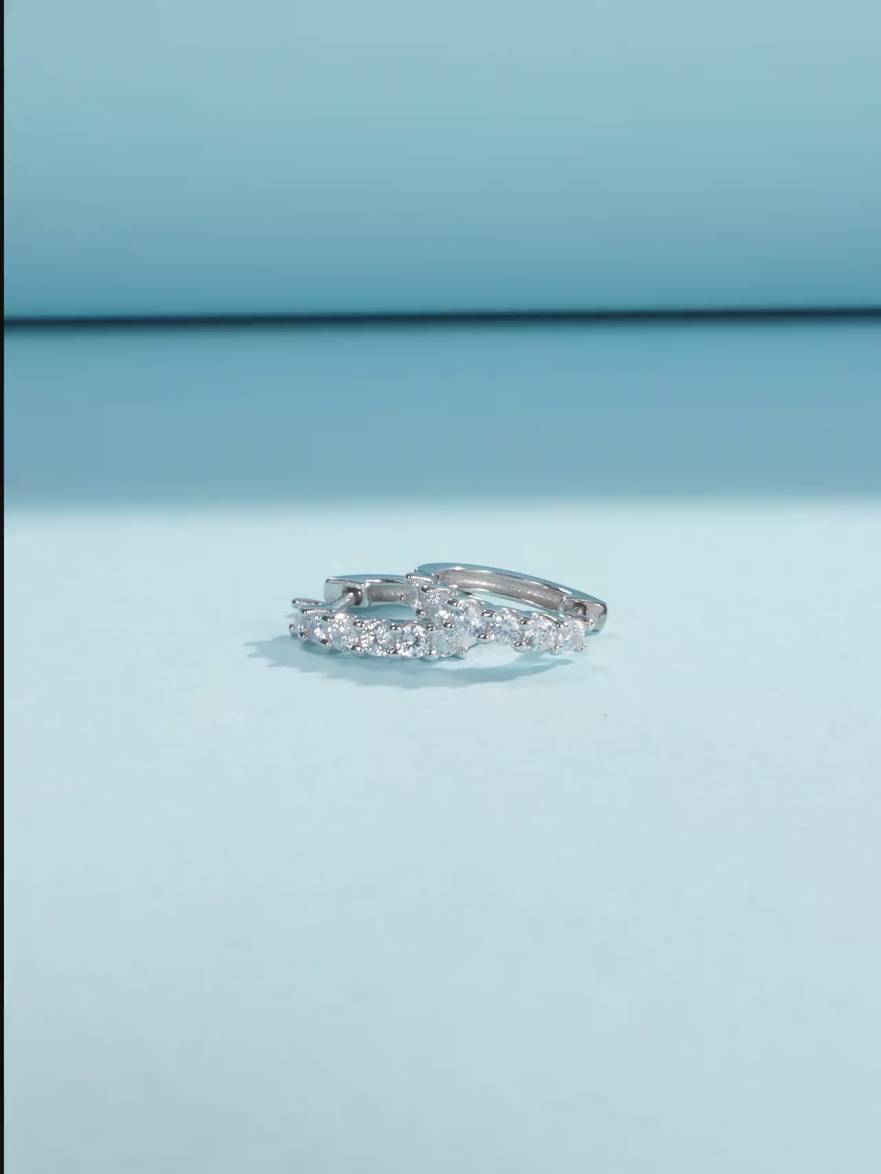 18K D Color Moissanite Small Hoop Earrings – 925 Sterling Silver